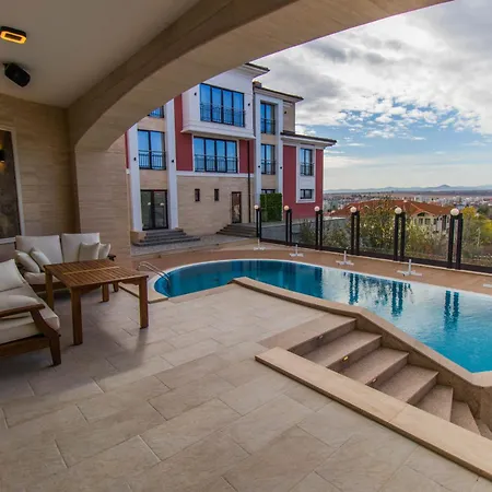 Hotel Bohemi Haskovo